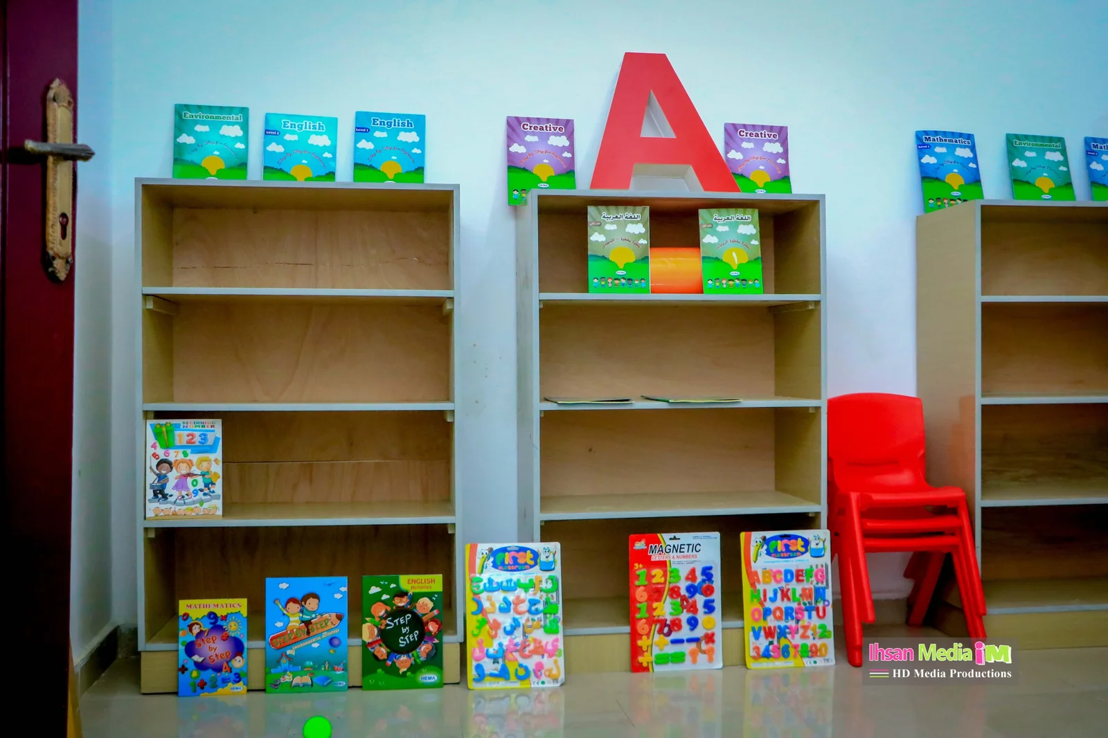 Learning materials in a Baracim classroom